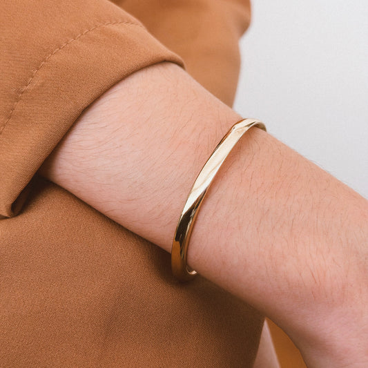 Bracelete Tubo Liso  Torcido